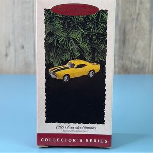 Hallmark Keepsake Ornament 1969 Chevrolet Camaro Classic American Cars Date 1995